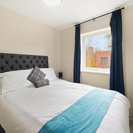 Peaceful 2Br Flat With Historic Bottle Kilns View & Free Parking Located Near City Centre Stoke-on-Trent Eksteriør billede