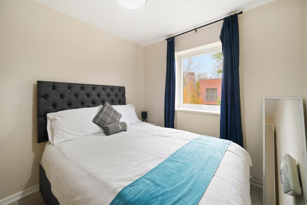 Peaceful 2Br Flat With Historic Bottle Kilns View & Free Parking Located Near City Centre Stoke-on-Trent Eksteriør billede
